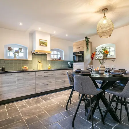 Abs Boerderietje בית נופש פוטן