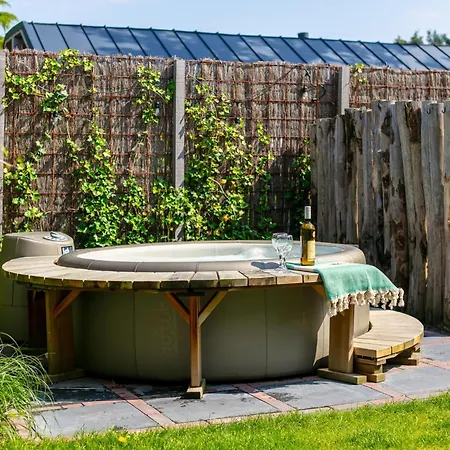 בית נופש Abs Boerderietje *