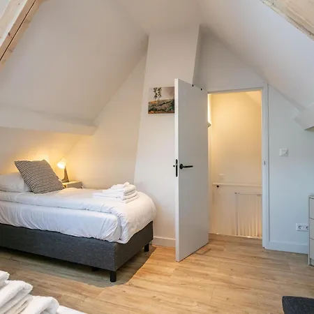 Abs Boerderietje בית נופש פוטן